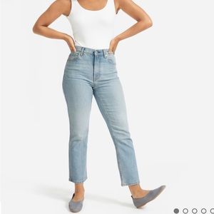 Everlane Cheeky Bootcut Jean in Sunbleached Blue